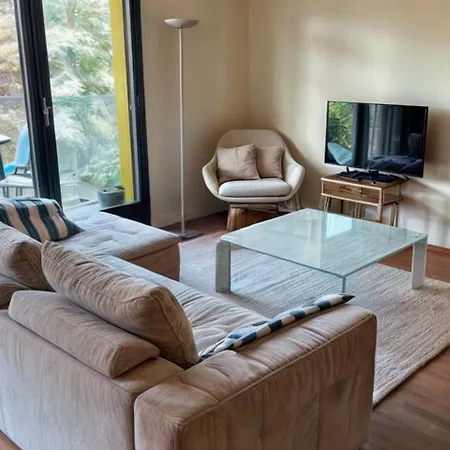 Apartment Charming One-bedroom Retreat In Belair District *