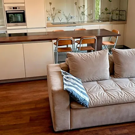 Charming One-bedroom Retreat In Belair District Appartement